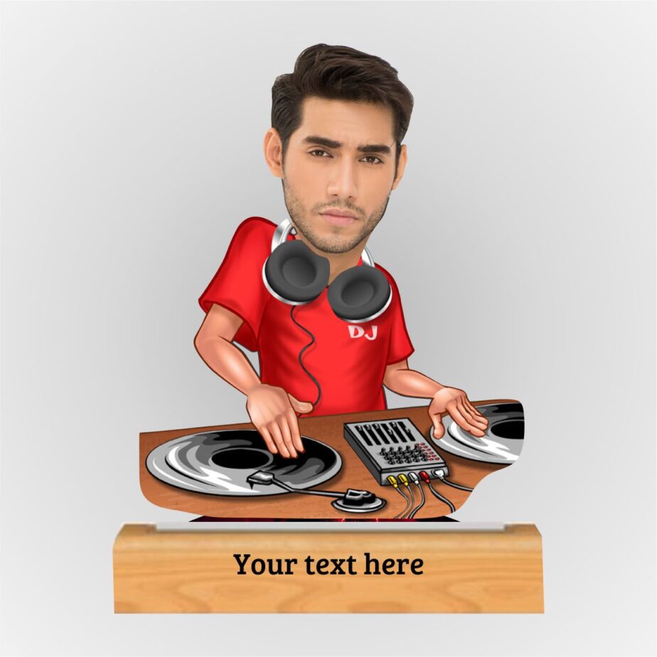 "dj" caricature with personalized wooden base