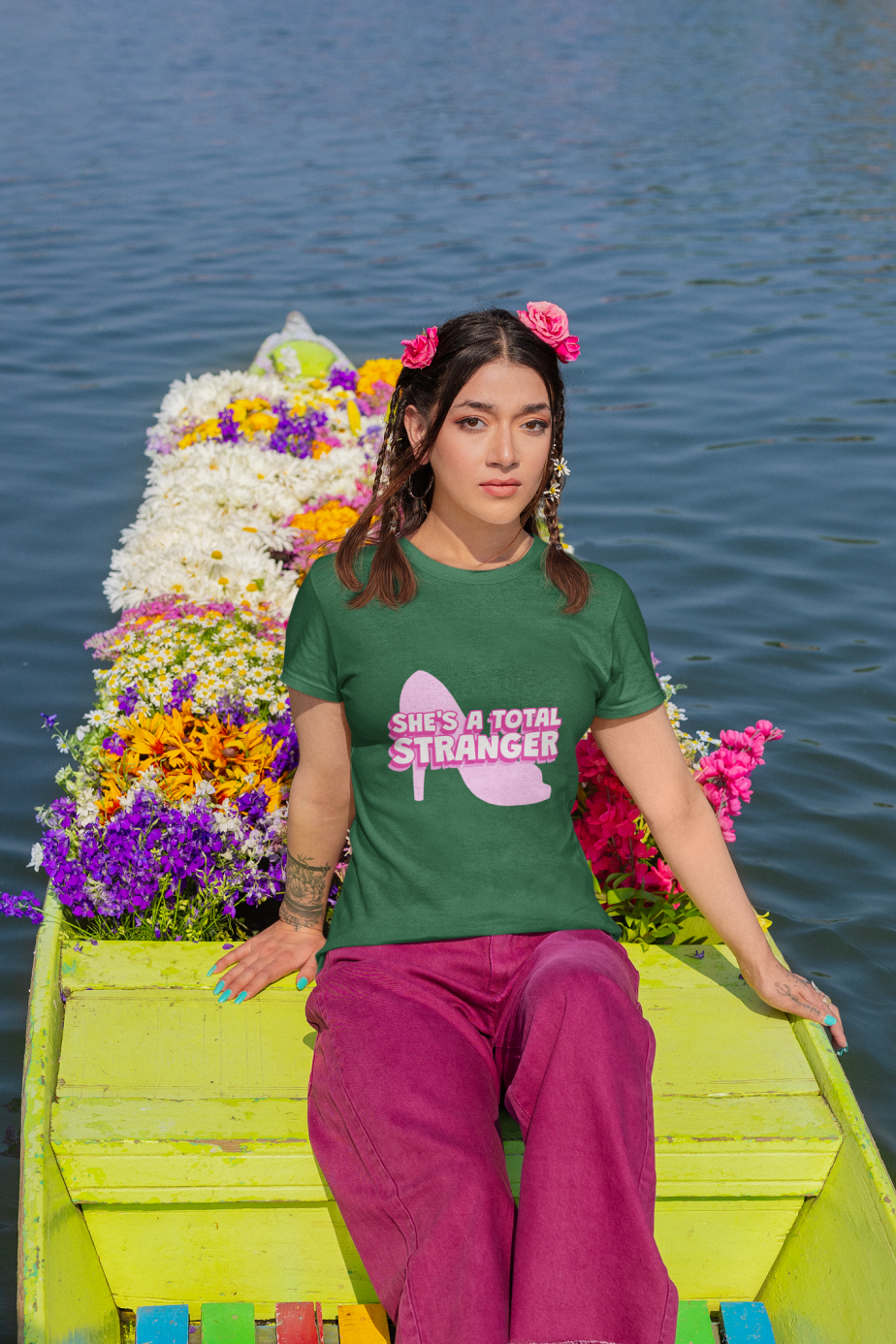 she's a total stranger half sleeve unisex cotton t shirt