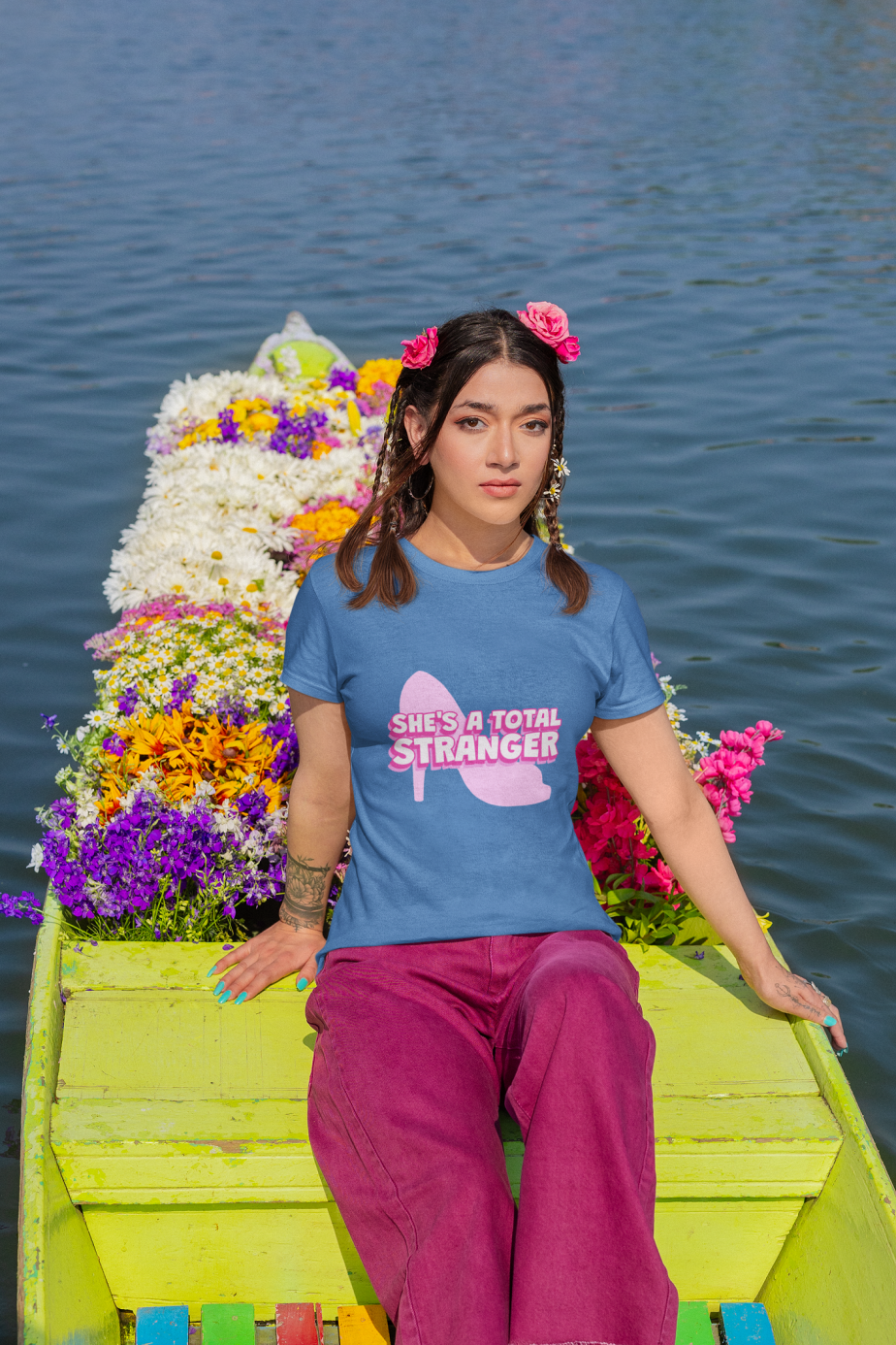 she's a total stranger half sleeve unisex cotton t shirt