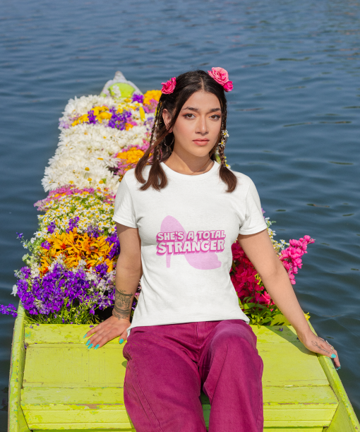 she's a total stranger half sleeve unisex cotton t shirt