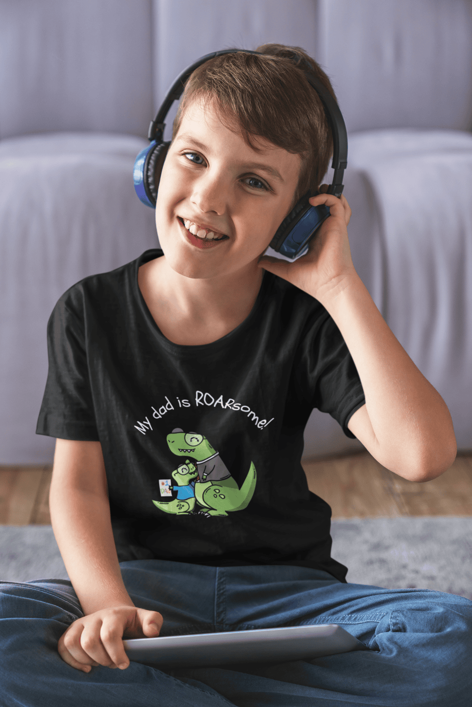 mom glasses round neck 100% cotton t shirt for kids (copy)