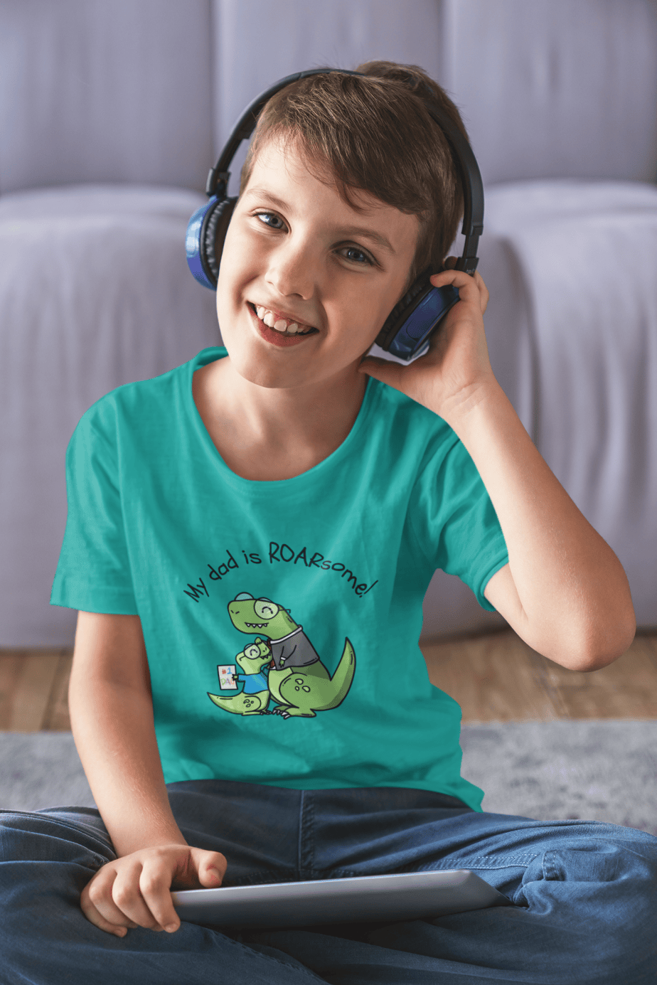 my dad is roarsome! round neck 100% cotton t shirt for kids