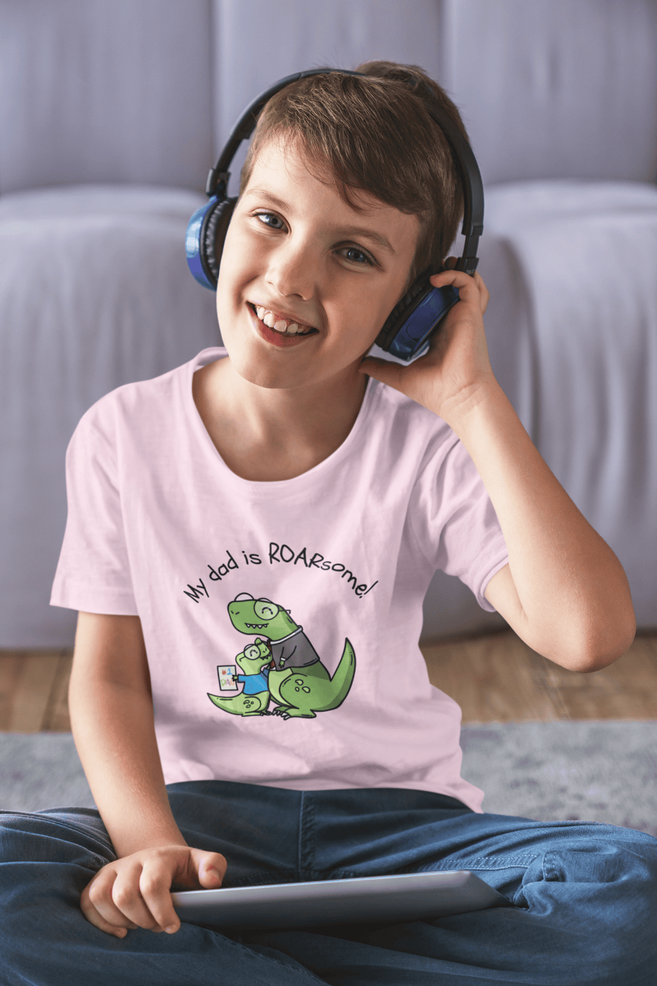 my dad is roarsome! round neck 100% cotton t shirt for kids