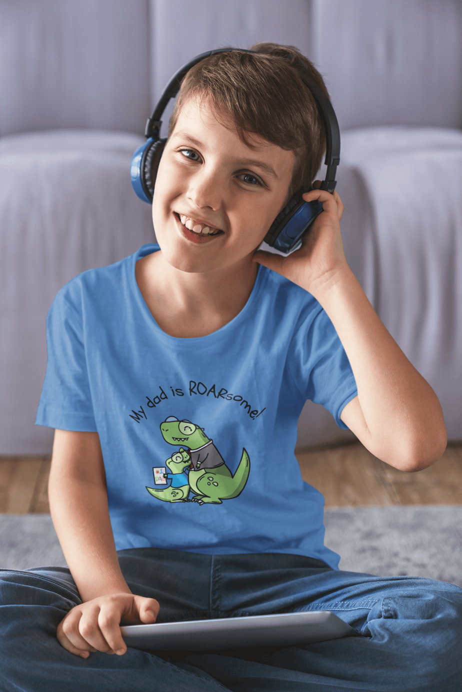 my dad is roarsome! round neck 100% cotton t shirt for kids